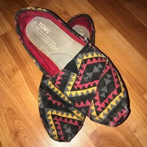Aztec print TOMS